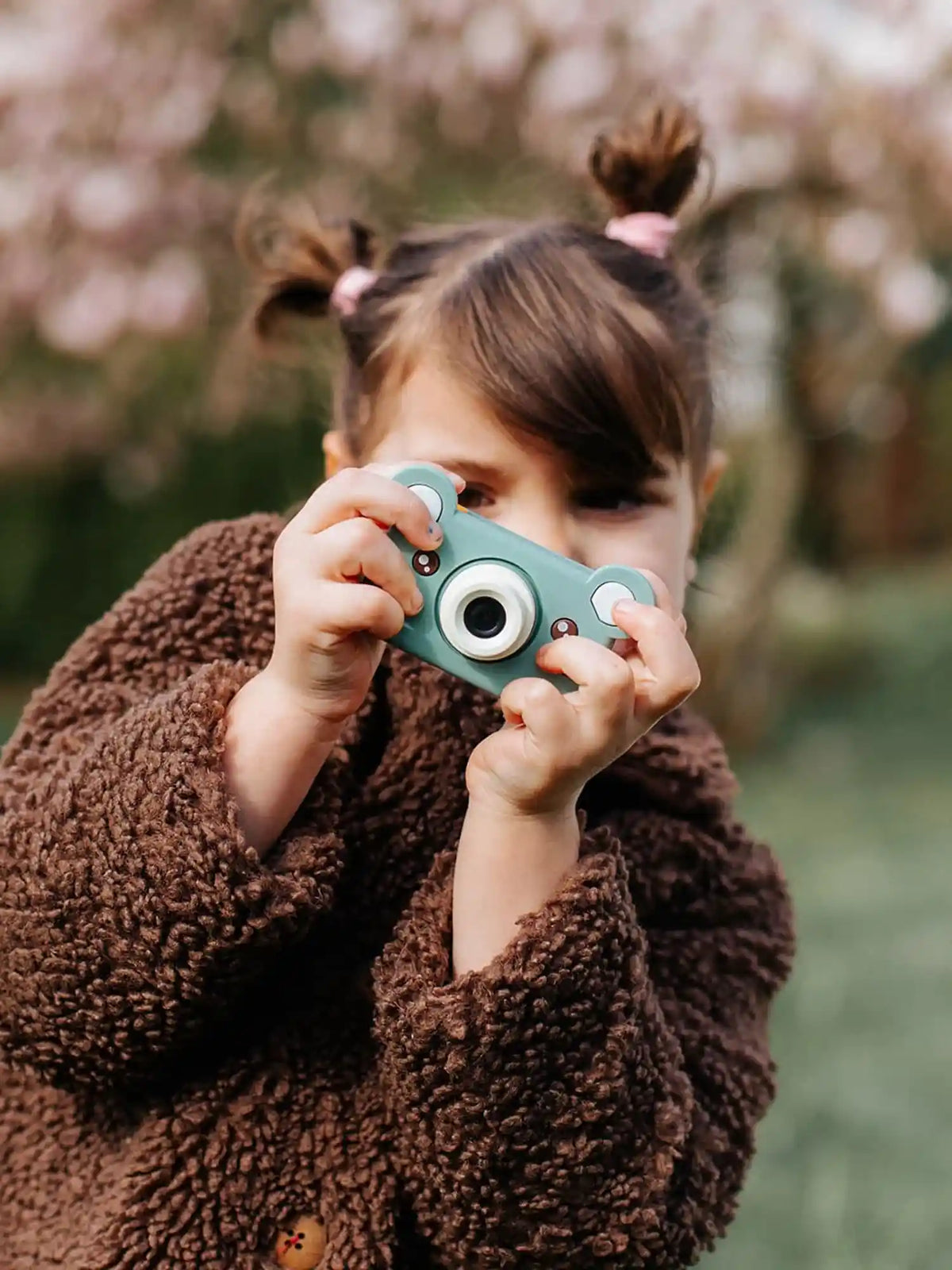To a five-year-old, everything is worth a photo.